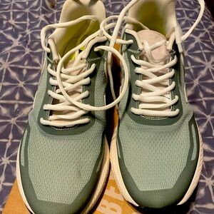 Veja Impala mesh women’s shoe